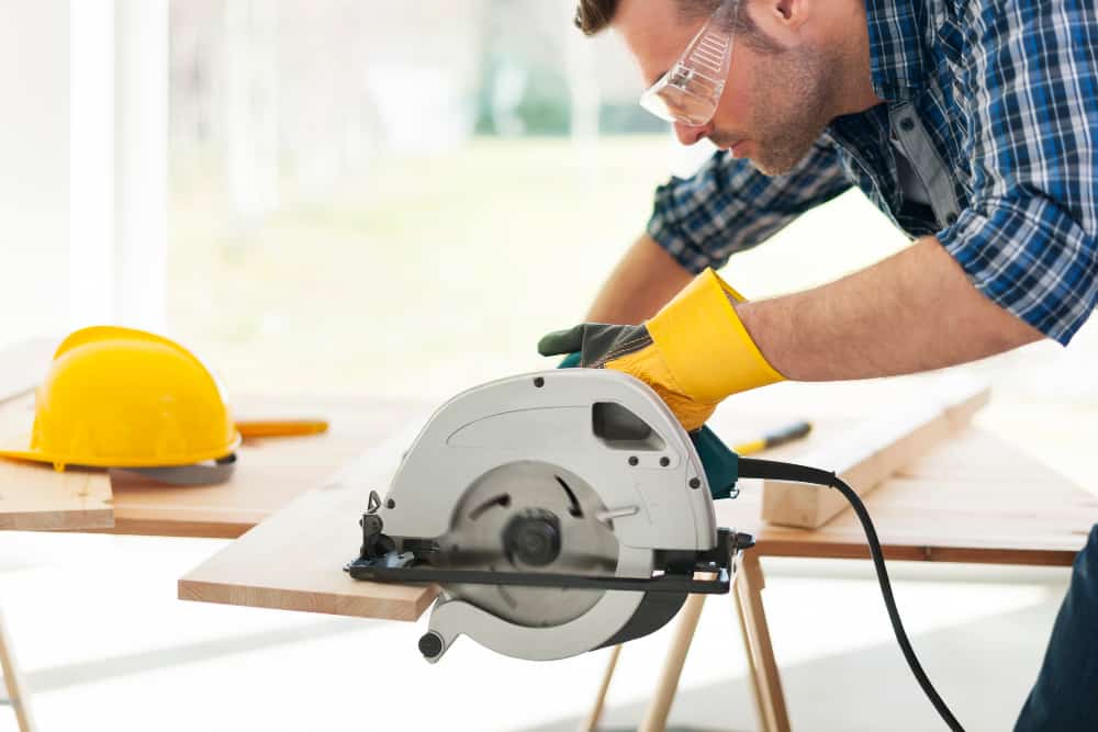 What is a double bevel miter saw